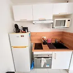 Apartment Getaway, Downtown, Free Parking Sète