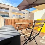 Getaway, Downtown, Free Parking Apartment